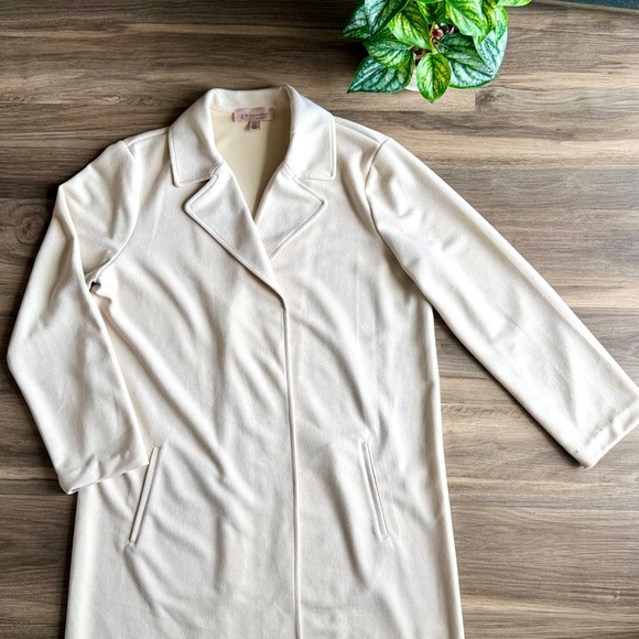 Philosophy Ivory Faux Leather Notch Lapel Collar Longline Coat – Size L - Picture 3 of 14